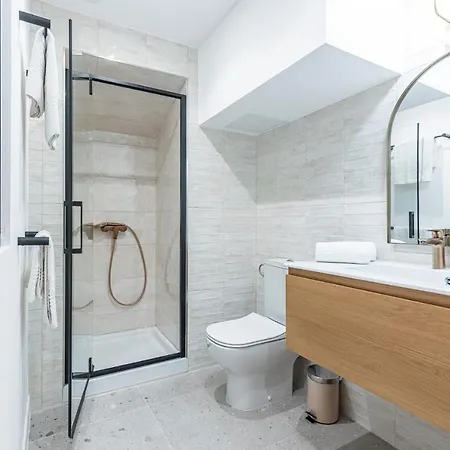 Ultra 2 Bdr Ac & Parking *