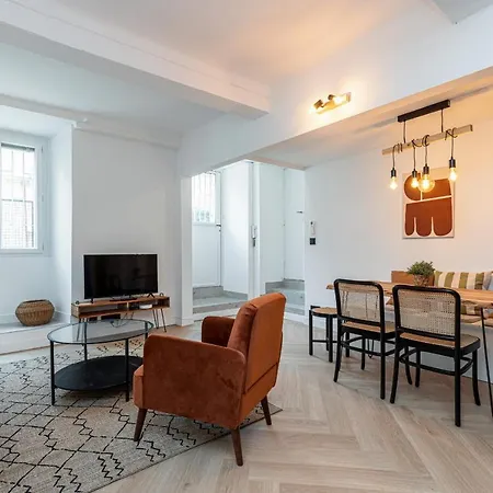 Ultra 2 Bdr Ac & Parking Appartement *