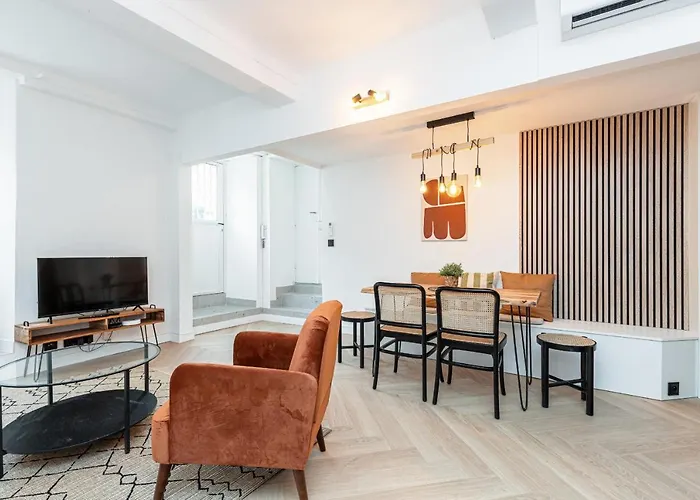 Ultra 2 Bdr Ac & Parking *