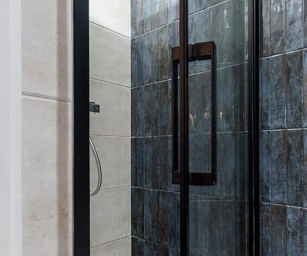 شقة Ultra 2 Bdr Ac & Parking *