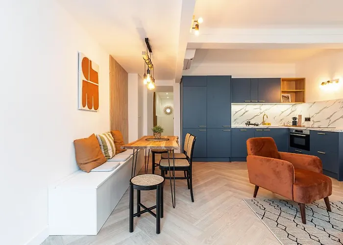 Ultra 2 Bdr Ac & Parking * Νίκαια