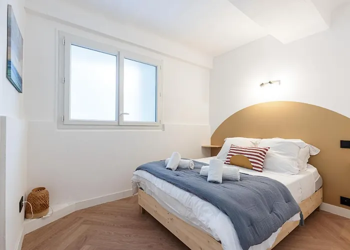 Ultra 2 Bdr Ac & Parking *