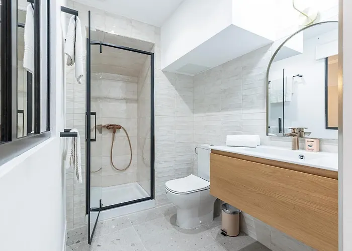 Ultra 2 Bdr Ac & Parking *