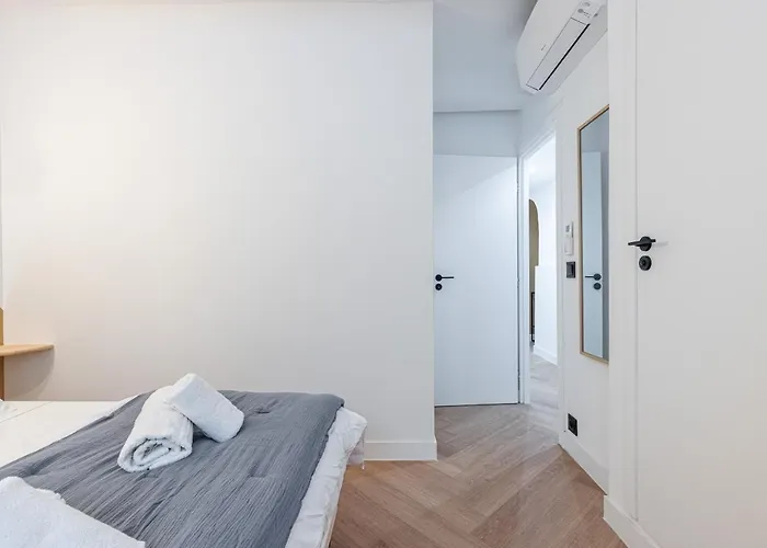 Ultra 2 Bdr Ac & Parking Διαμέρισμα