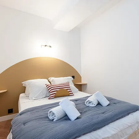 Lägenhet Ultra 2 Bdr Ac & Parking *